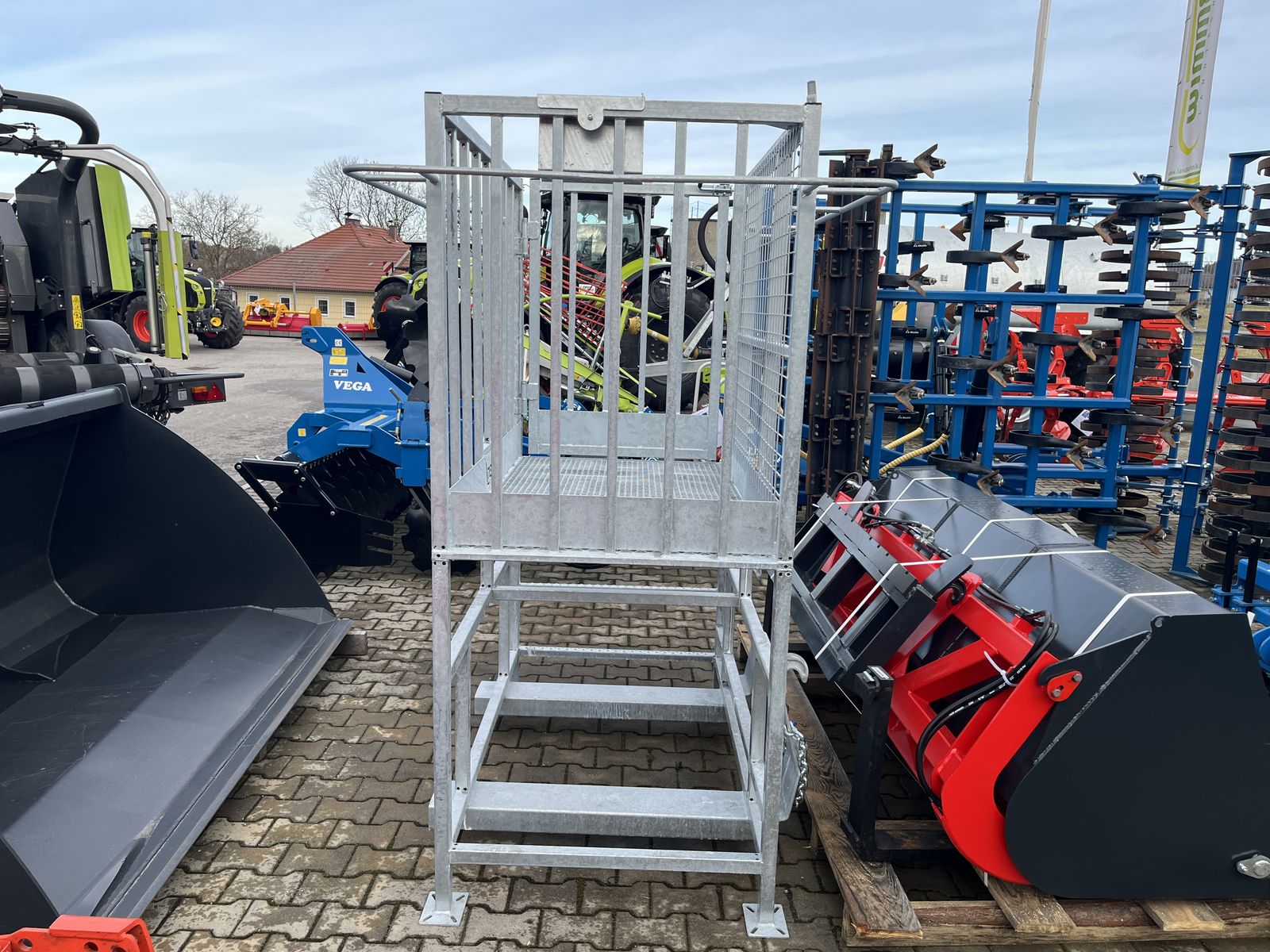 Fliegl Arbeitsbühne HOCH 2