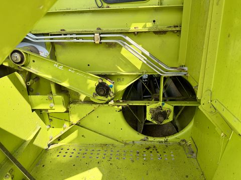 Claas Dominator 88S + Schneidwerk C450