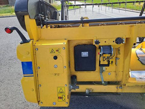 New Holland NH 400 - gebrauchtes New Holland 4m Schneidwerk