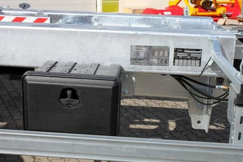 CynkoMet T617/6 - Bauanhänger 11m³