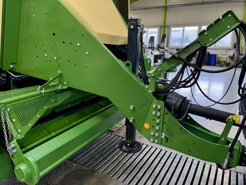 Krone Big Pack 1270 VC - Großpackenpresse