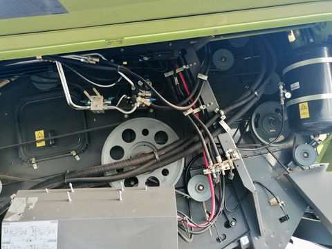Claas Tucano 440