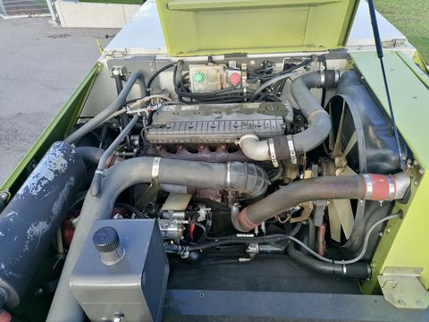Claas Tucano 440