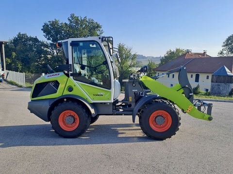 Claas Torion  530