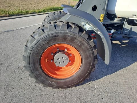 Claas Torion  530