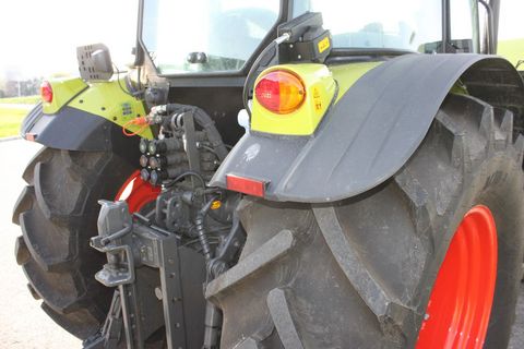 Claas Elios 210 (Kabine ohne Glasdach) 