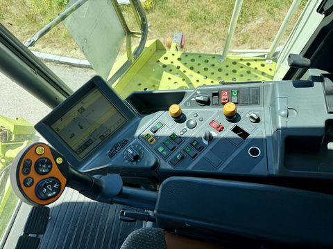 Claas Lexion 570 Montana + Vario 660
