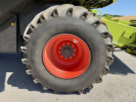 Claas Lexion 570 Montana + Vario 660