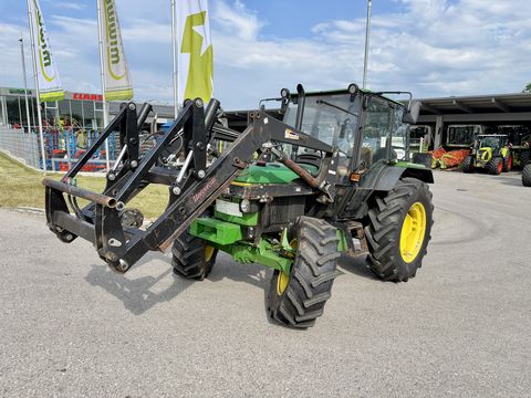 John Deere 1950 CC2 + Frontlader