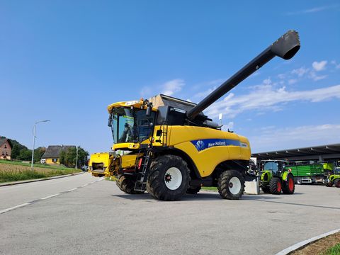 New Holland CX 8050