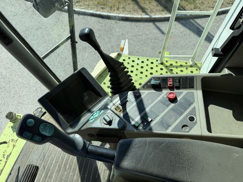 Claas Lexion 460 - Maisausrüstung