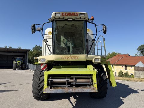 Claas Lexion 460 - Maisausrüstung