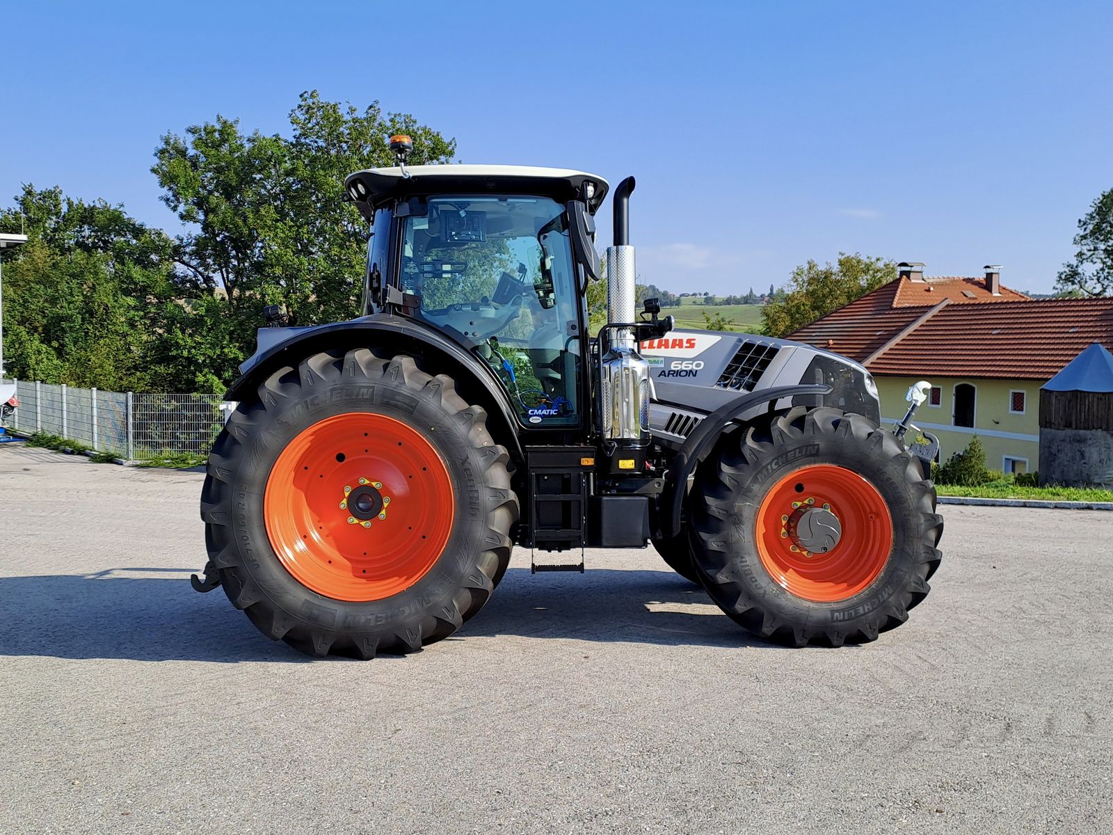 Claas Arion 660 CMATIC CEBIS 3