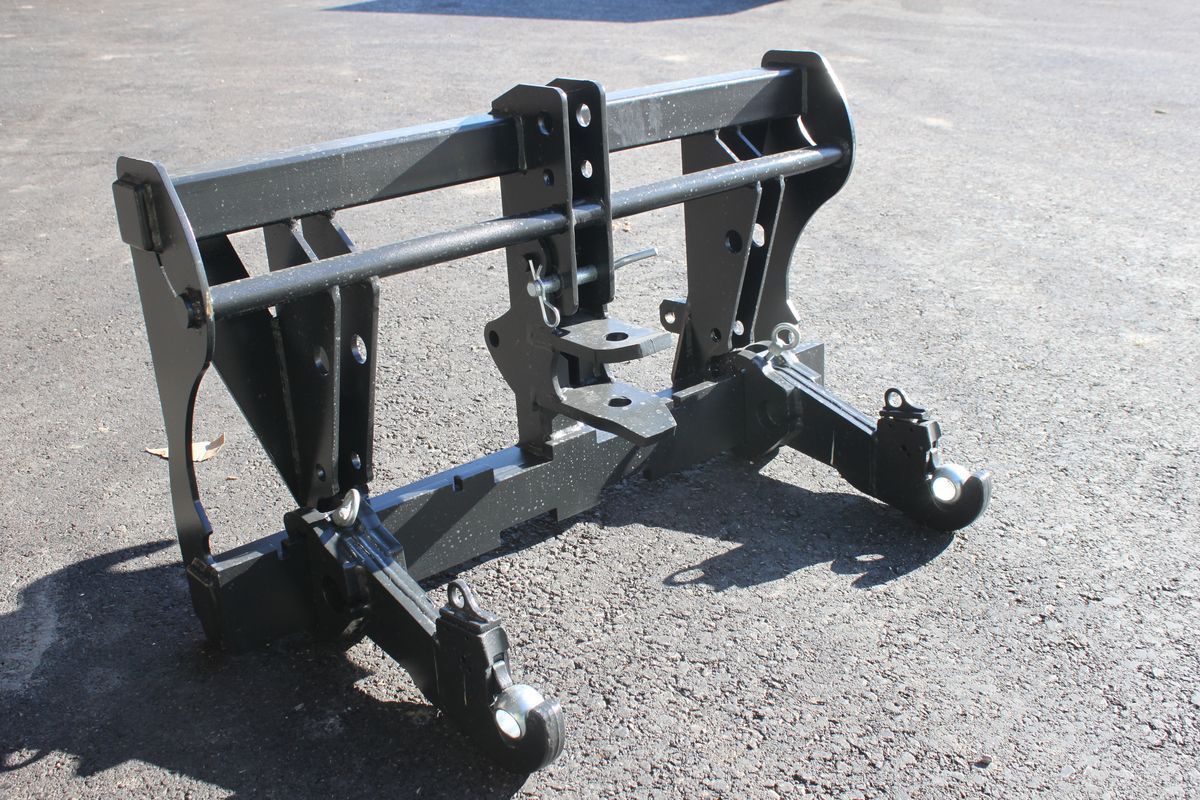 Adapter Dreipunkt / Euroaufnahme Scorpion/Torion 1