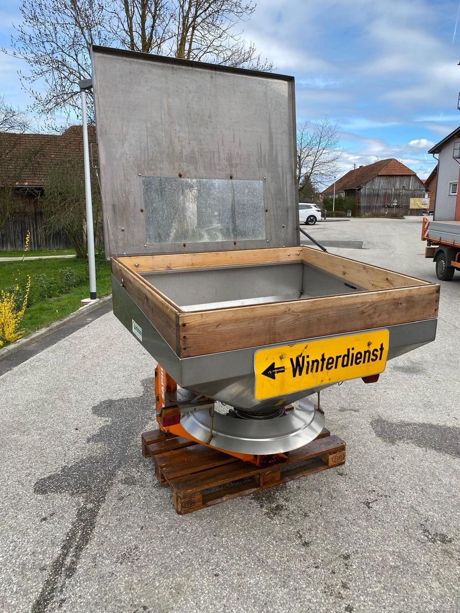 Saphir Salzstreuer / Splittstreuer 1000L 1