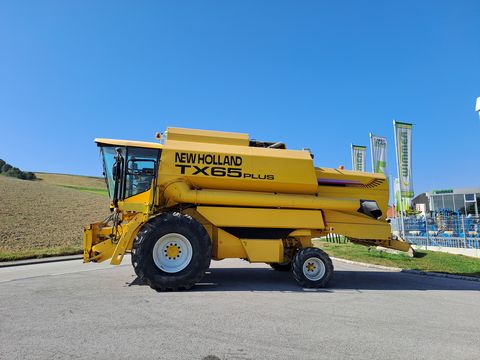 New Holland TX 65 Plus