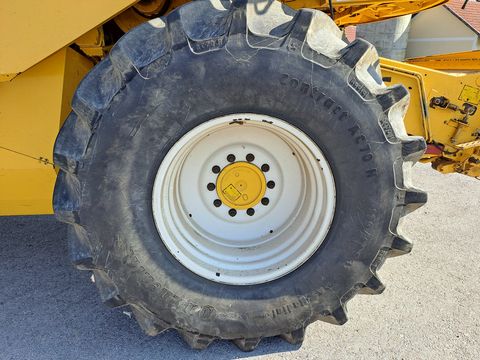 New Holland TX 65 Plus
