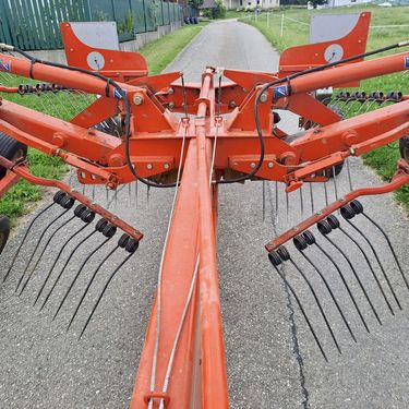 Kuhn GA 7301 - gebrauchter Mittelschwader