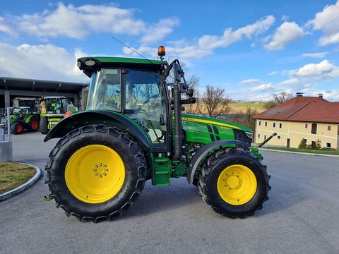 John Deere 5090R / LASTSCHALT (gebrauchter John DEERE 5R)