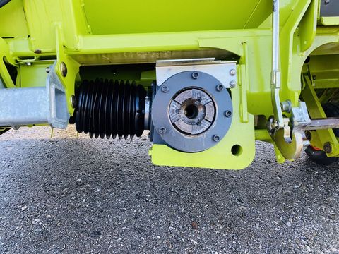 Claas Pick-UP 300 HD Profi