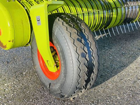 Claas Pick-UP 300 HD Profi