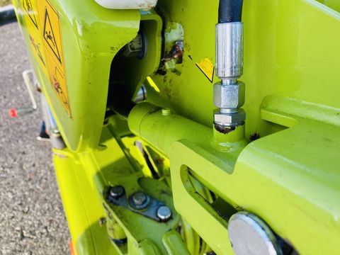 Claas Pick-UP 300 HD Profi