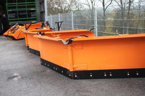 Pronar PUV 3000 / Schneeschild
