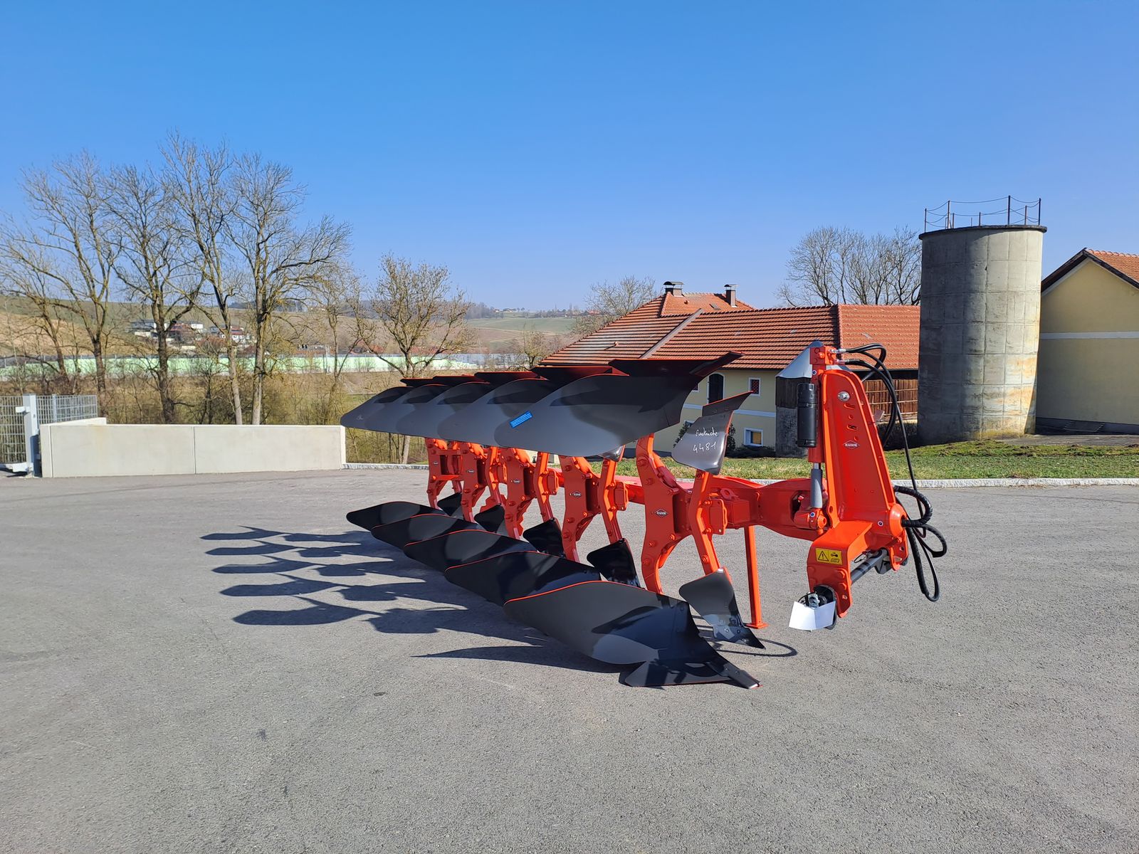 Kuhn Vari Master 123 - 5 Schar Pflug 2