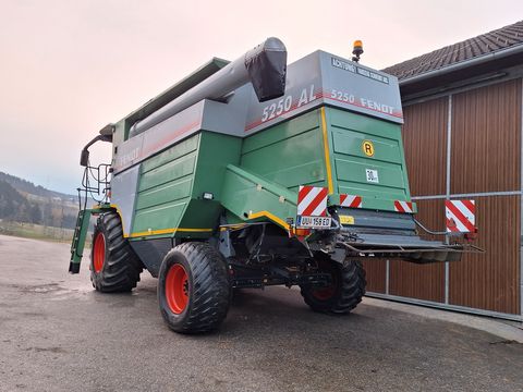 Fendt 5250 Auto-Level ALLRAD (Gebrauchter Mähdrescher)