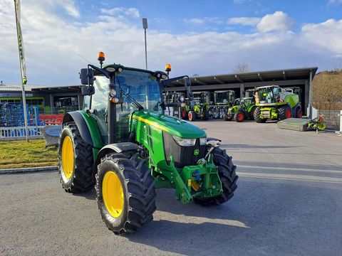 John Deere 5090R / LASTSCHALT (gebrauchter John DEERE 5R)