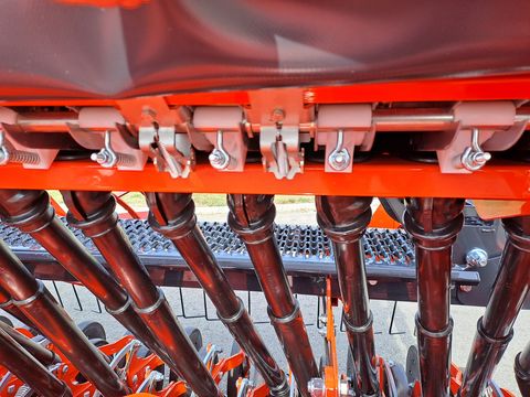 Kuhn Sitera 330-24 - Säkombination 3m