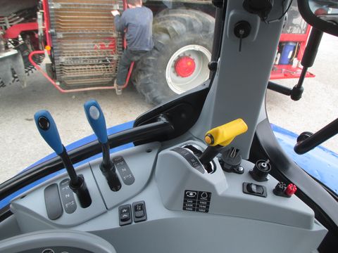 New Holland T5.130 AC (Stage V)