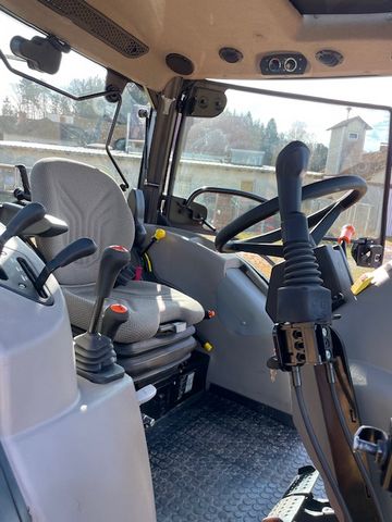 Case IH Farmall 55 A (Stage V) 2