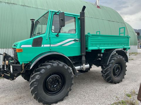 Mercedes Unimog U 1500 