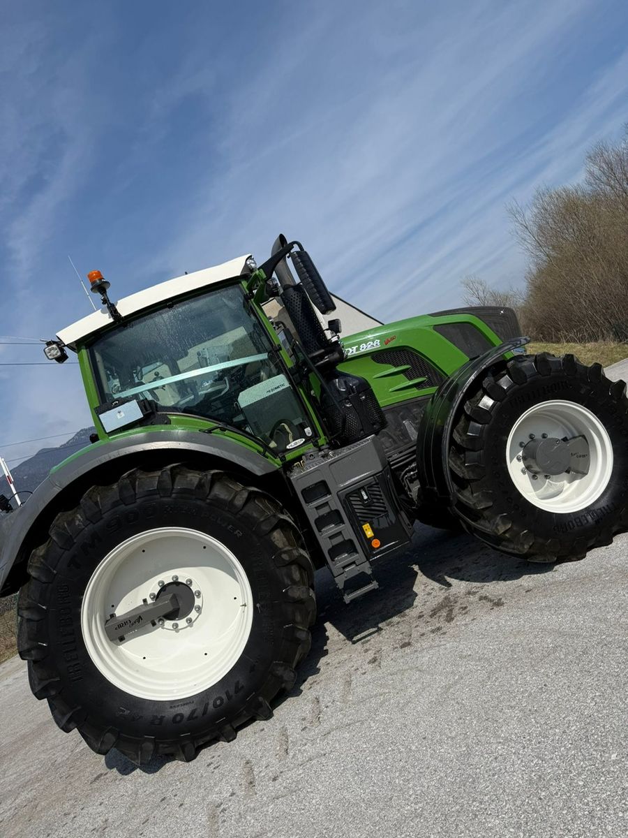 Fendt 828 Vario Profi+ 2