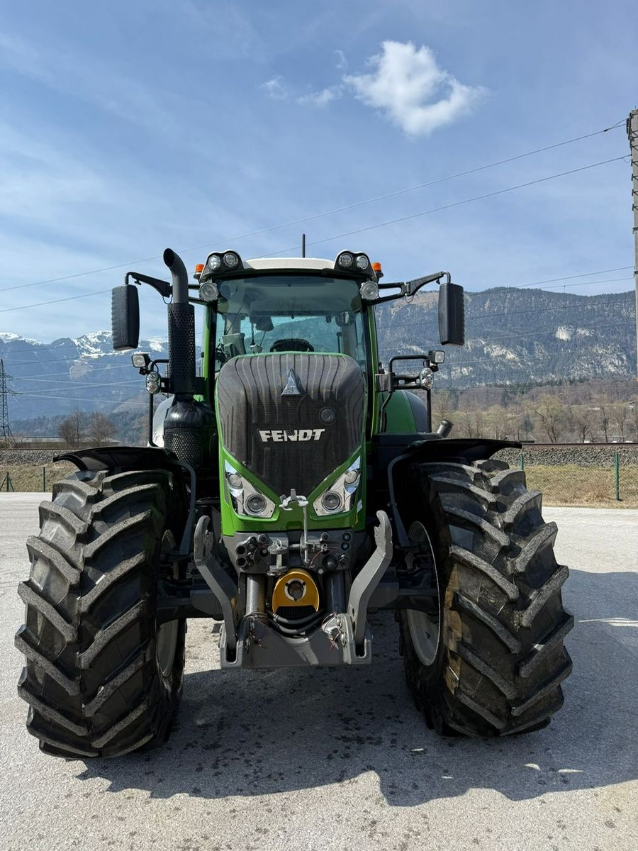 Fendt 828 Vario Profi+ 3