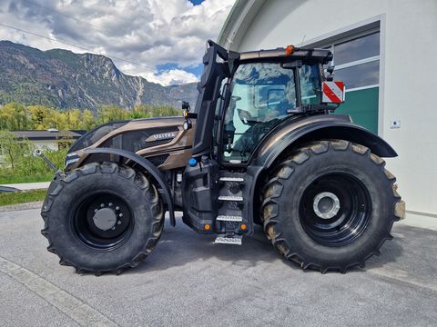 Valtra Q305