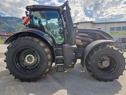 Valtra Q305