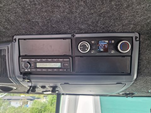 Valtra Q305