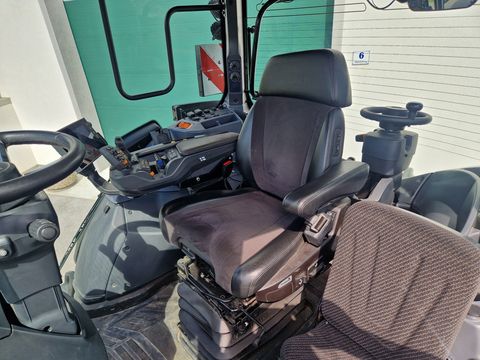 Valtra Q305