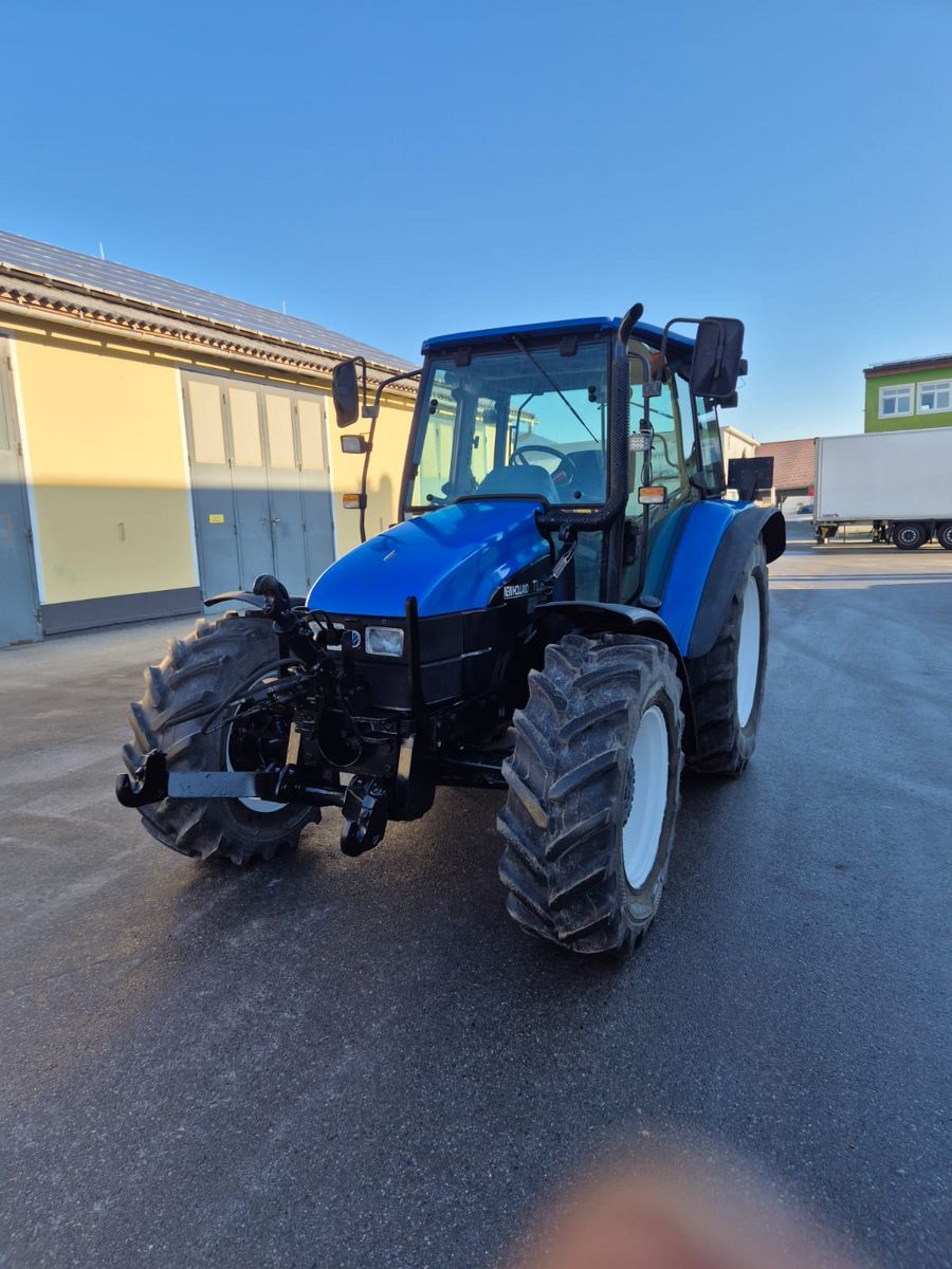 New Holland TL80 (4WD) 3