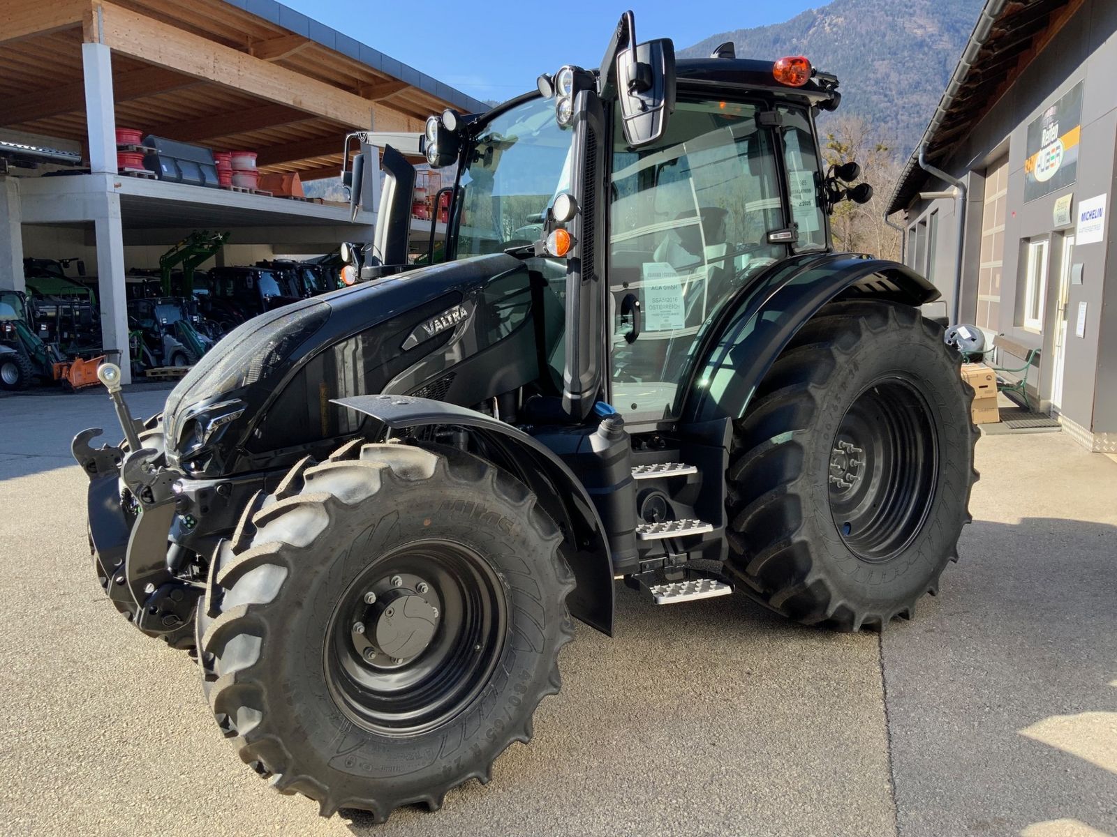 Valtra G135 VERSU 3