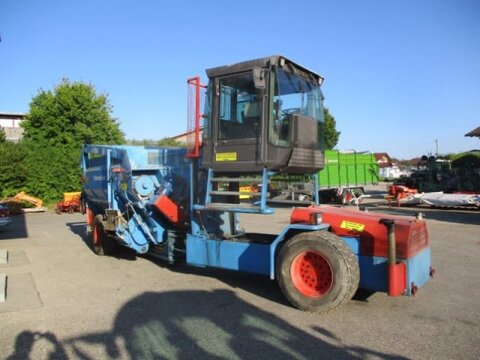 Himel SELBSTFAHRFUTTERMISCHWAGEN 3