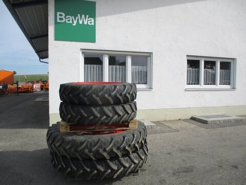 Kleber 300/95 R46 + 270/95 R32