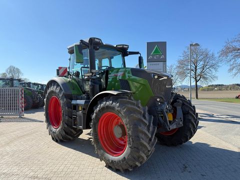 Fendt 832 Vario Gen5 Profi+