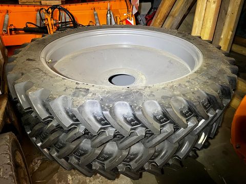 BKT Fendt 718-724 