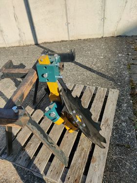 3187-87c821ccf1b98f7c917abe092018711b-1881