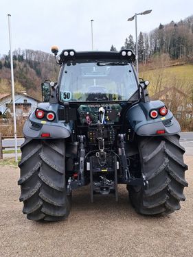 Deutz Fahr 6160 POWERSHIFT (Stage V)