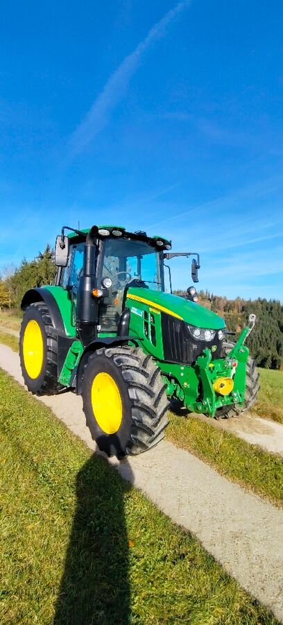John Deere 6090 M 2