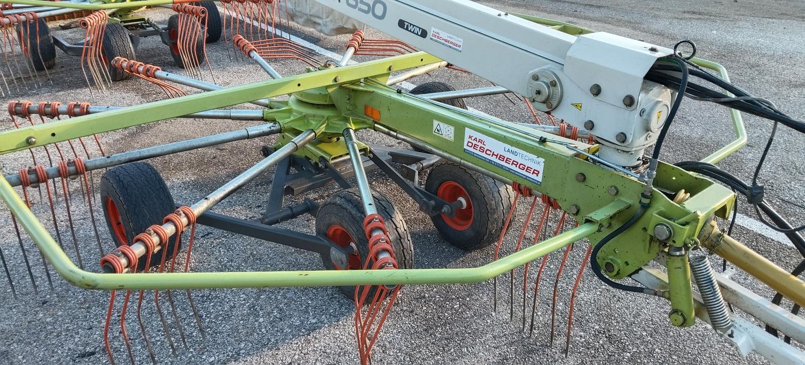 Claas Liner 650 Twin 3